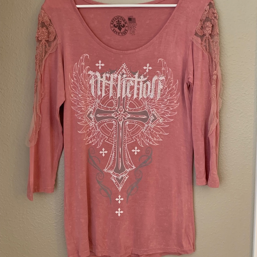 $11 Affliction shirt, size L
